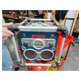 Bosch radio/cd battery charger/and plugs works