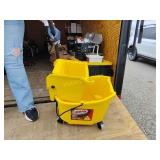 Like new mop bucket