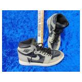 Air Jordan 1 size 9 and 1/2