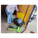 Carlyle 3.5 ton service jack works good