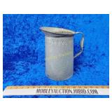 Antique 1 gallon enamel picture