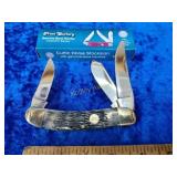 Cutting horse stockman