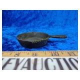 Hammered small cast iron