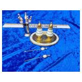 Mother of pearl salt and pepper shakers with