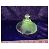 UV reactive glass lid