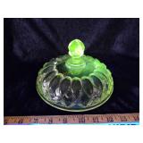 UV reactive glass lid