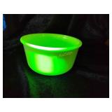 Jade bowl UV reactive and rings like a bell