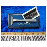 Rare schick  classic razor by international