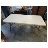 5' folding table