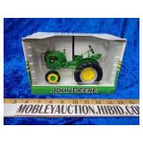 Speccast John Deere Detailed LA tractor