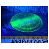 Uranium UV reactive cake stand