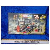 Dale Earnhardt Sr mega blocks toy set looks