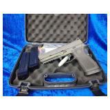 Like new sig Sauer p320 9 mm