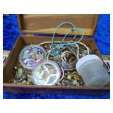 Miscellaneous jewelry box with stuff