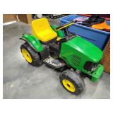John Deere power wheels with charger