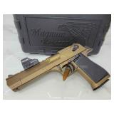 Desert eagle 44 mag pistol beautiful condition
