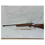 H&r gamester Model 349 12ga crack in stock