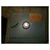 SMALL YALE SAFE