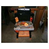 TOY BLACK AND DECKER TOOLBENCH KIDS