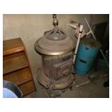 ANTIQUE WOODSTOVE