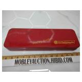 Metal gun cleaning metal box