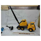 1963 Nylint crane scoop metal toy