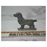 Cast aluminum mounted sitter dog