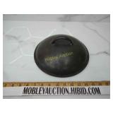 Antique number 8 cast iron lid
