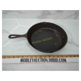 No 8 S.K cast iron pan