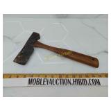 Plumb roofing hammer