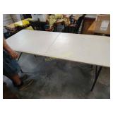 6 ft folding white table