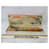 Western cartridge co. Hand trap thrower