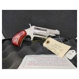 North American arms 22 Magnum revolver with keys