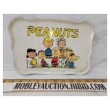 Vintage peanuts 1950s to 60s tray metal