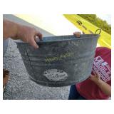 Old gavlinzed wash tub