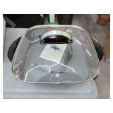 Electric skillet