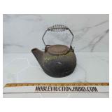 Cast iron kettle