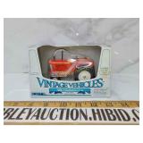 Hard to find Allis Chalmers D21 1/43 scale