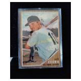 Dick Brown vintage Topps baseball card