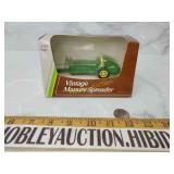 1/43 vintage manure spreader