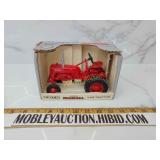 Ertl 1/16 McCormick Farmall Cub tractor special