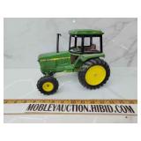 Collector's series 2550 John Deere 1/16th scale