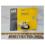 Ertl 1/64 caterpillar Challenger 45 diecast