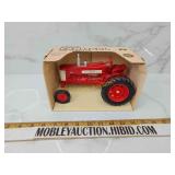 Ertl Farmall 350 tractor 16th scale