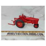 Ertl Farmall H diecast 16th scale