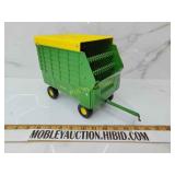 Ertl 1/16th scale silage wagon