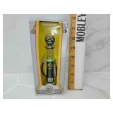 1/18th scale gas pump Die Cast