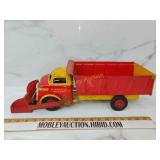 Wyandotte construction metal toy