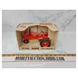 Ertl case Vac tractor 16th scale