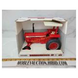 Ertl 1/16th international 826